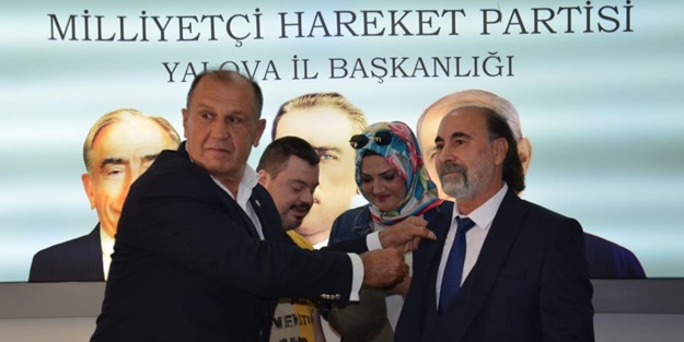 İYİ Parti'de istifa depremi! Hepsi MHP'ye katıldı...