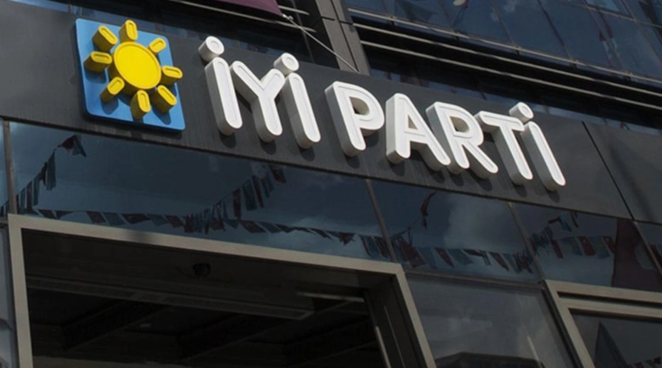 İYİ Parti'den seçim kararı! Akşener o adayını geri çekti