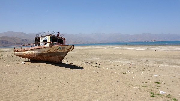 İyileşme kısa sürdü! İşte Van Gölü'nün son hali