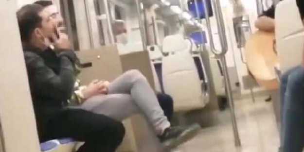Toplu taşımada skandal! Sigara içip şarkı söylediler