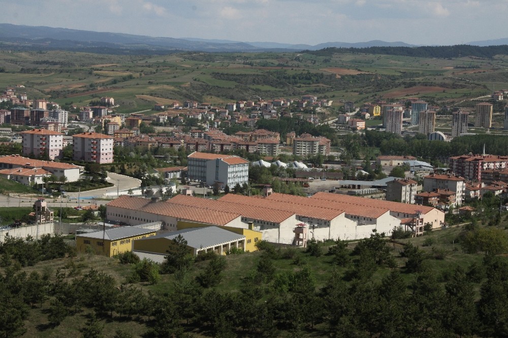 İzinden dönen gardiyanlarda korona virüs tespit edildi 