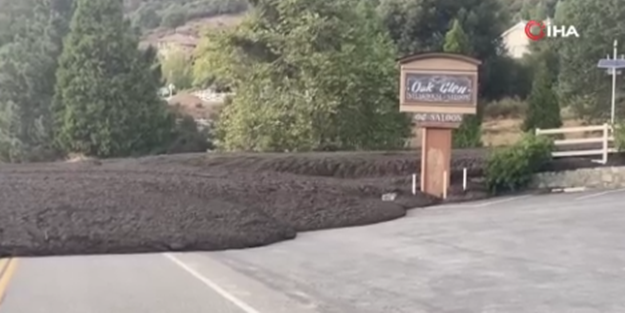 İzleyenler hayrete düştü! Çamur seli böyle görüntülendi