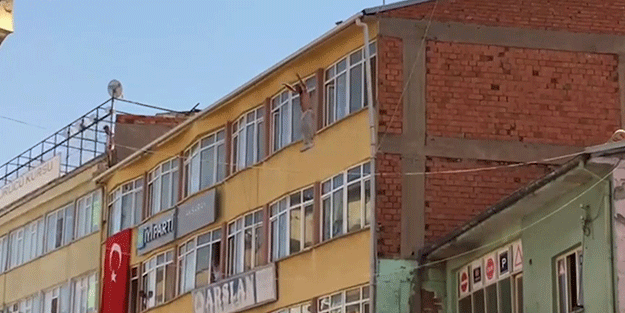 İzleyenler tempo tuttu! Yok artık dedirten anlar...