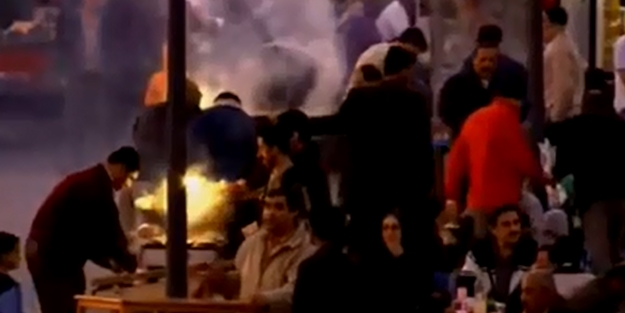 İzleyin, ahir zamanda mıyız siz karar verin...