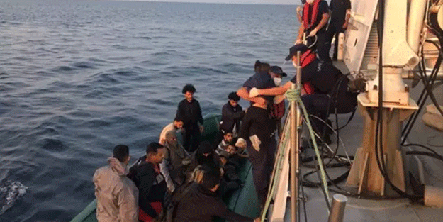 İzmir açıklarında göçmen operasyonu