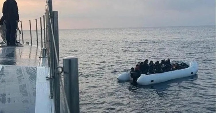 İzmir açıklarında ölümden döndüler! 36 göçmen son anda kurtarıldı
