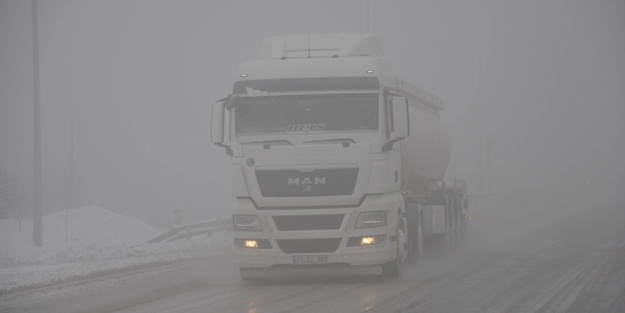 İzmir-Ankara karayolunda sis