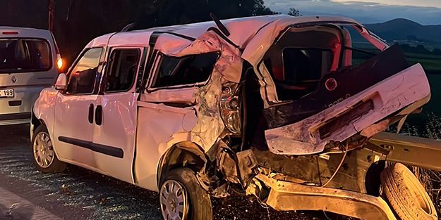 İzmir-Aydın Otoyolu'nda zincirleme kaza: 6 yaralı