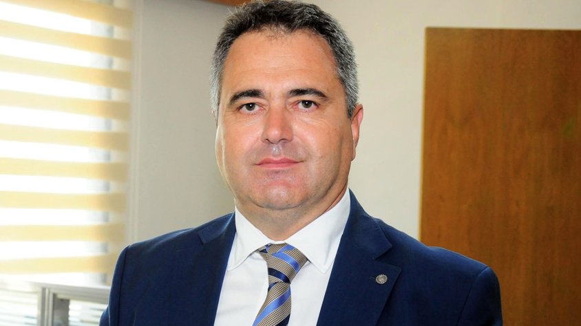 İzmir Baro Başkanı Aydın Özcan görevinden istifa etti