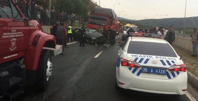 İzmir Bölge Adliye Mahkemesi hakimi Cirik kazada öldü, eşi ve çocuğu yaralandı