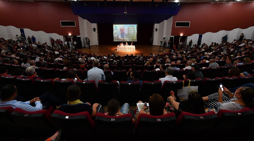 İzmir Buluşmaları’nın ikincisinde tarım ve sağlıklı gıda masaya yatırıldı 