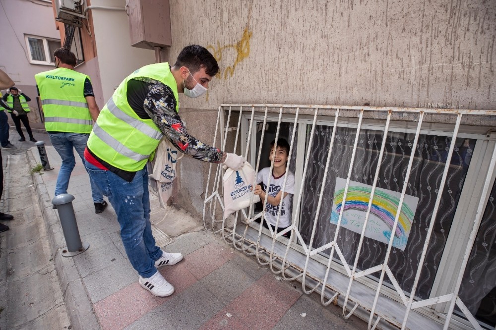 İzmir Büyükşehir’den 23 Nisan hediyesi 