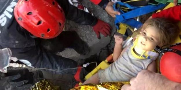 İzmir depremi enkazdan kaç kişi sağ çıkarıldı?