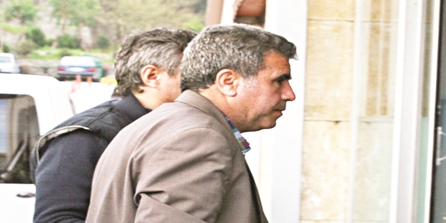 İzmir HDP İl Başkanı gözaltına alındı