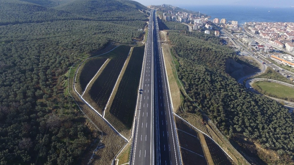 İzmir-İstanbul otoyolunun maliyeti 6 yılda amorti edilecek 