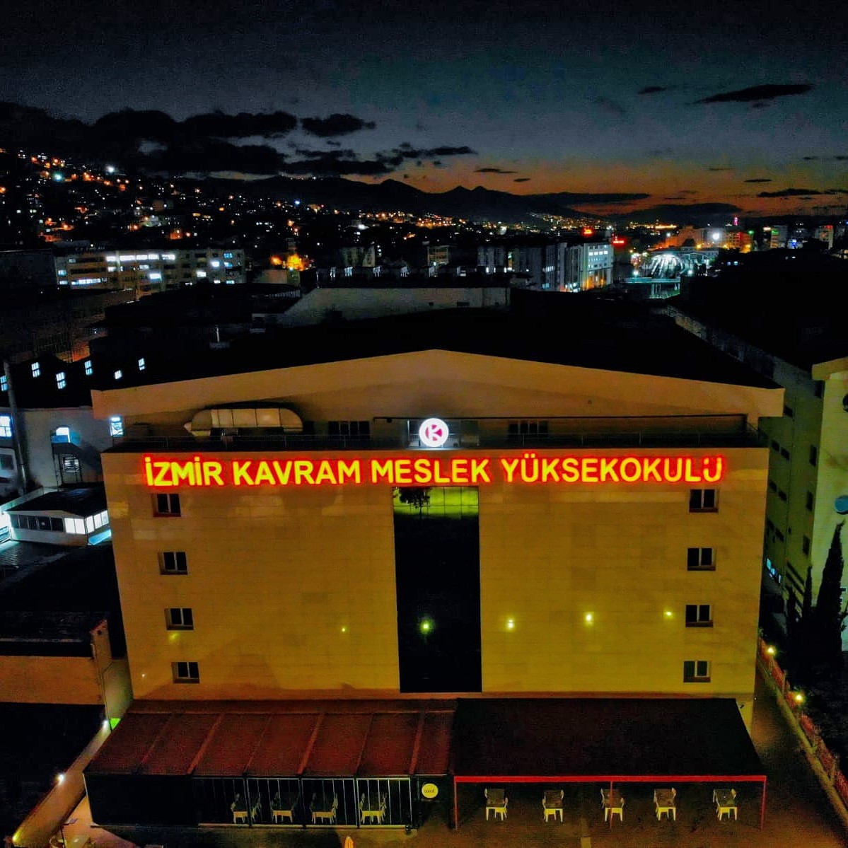 İzmir Kavram MYÖ akademik kadro alacak