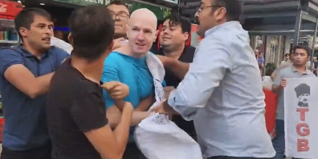 İzmir Limanına demirleyen ABD askerlerine çuval geçirildi