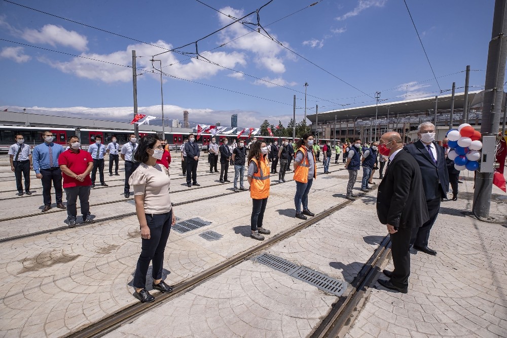 İzmir Metrosu 20 yaşında 