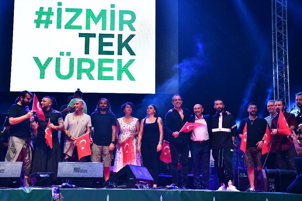 İzmir, orman yangınlarına karşı tek yürek 