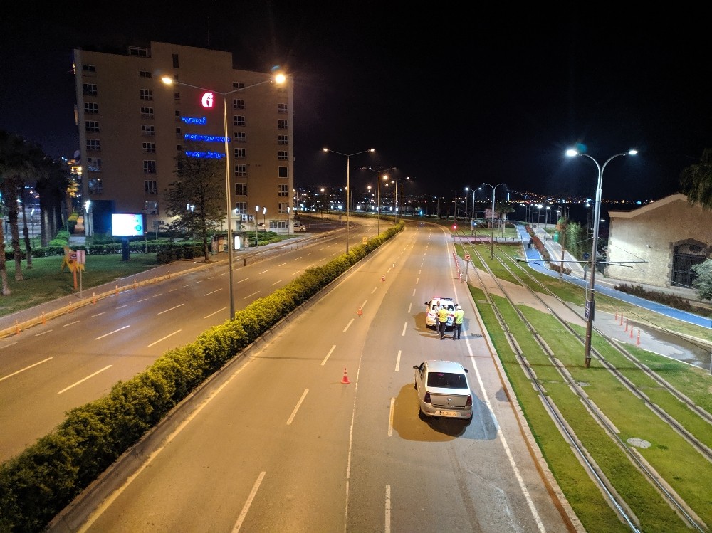 İzmir’de 3 günlük sokağa çıkma kısıtlaması başladı 