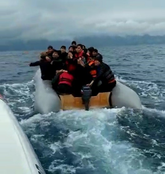İzmir’de 33 kaçak göçmen yakalandı 