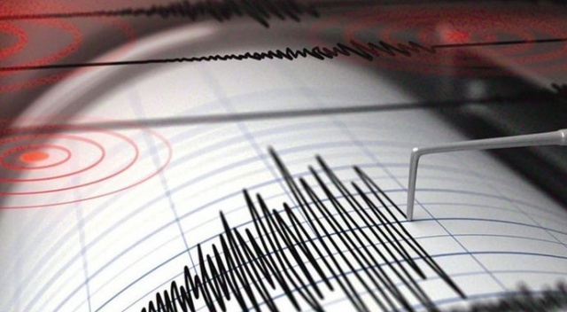İzmir'de 3.5 büyüklüğünde deprem meydana geldi