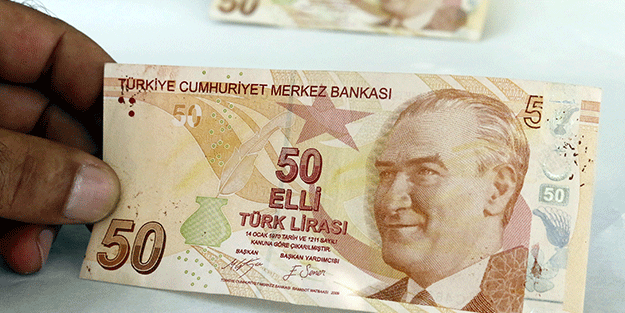 İzmir'de 488 adet sahte 50 liralık banknot ele geçirildi
