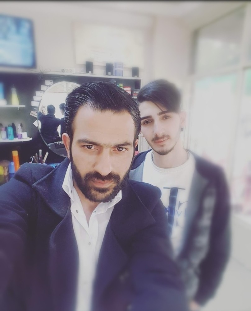 İzmir’de bıçaklı kavga: 1 ölü 2 yaralı 