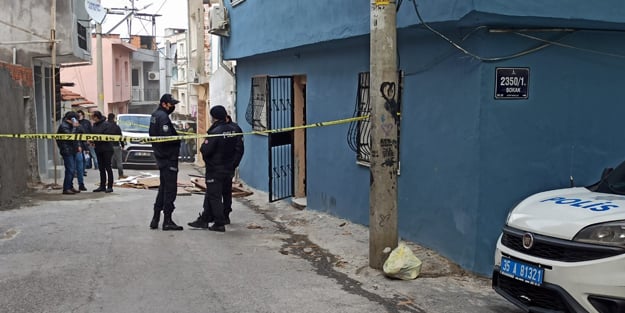 Boğazı kesilerek öldürülen kadının oğlu tutuklandı