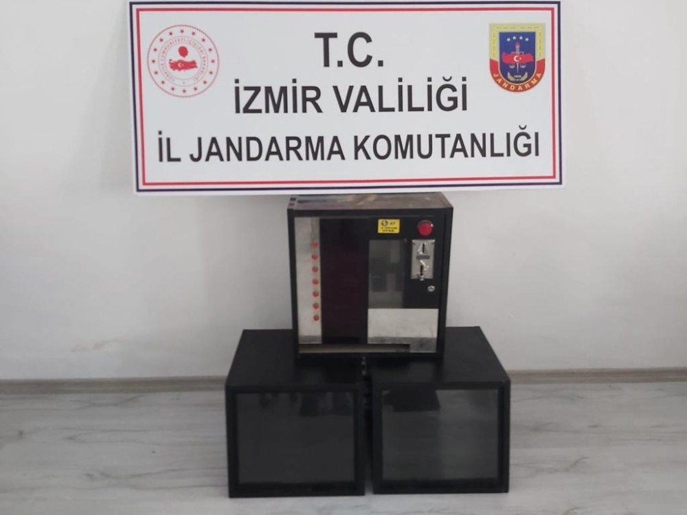 İzmir’de çay ocağına kumar operasyonu 