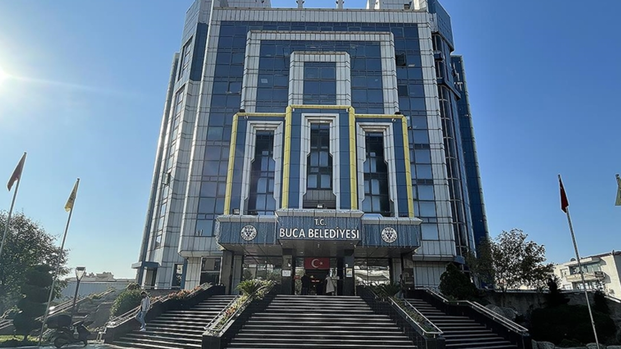 İzmir'de CHP'nin skandalları bitmiyor! Koruma delegeyi dövdü