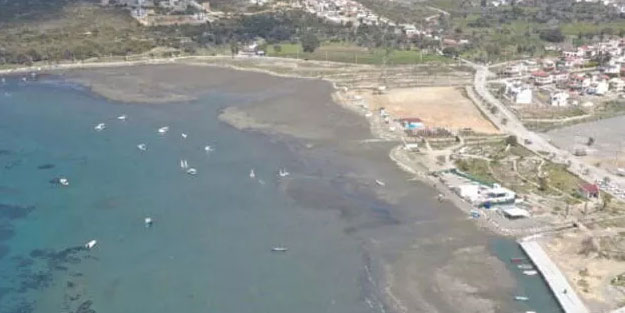 İzmir'de deniz 25 metre çekildi