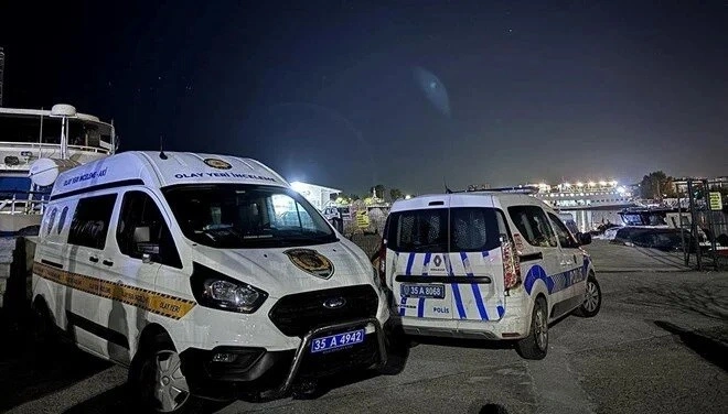 İzmir'de denizde ceset bulundu: Hayatını kaybeden kişinin kimliği belirlendi