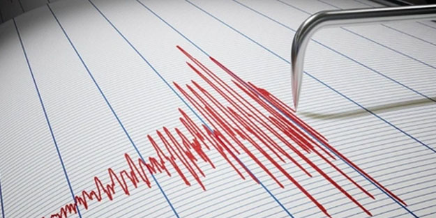 İzmir'de deprem!