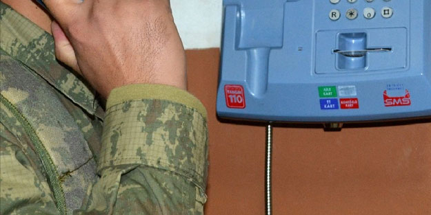 İzmir'de dev operasyon! 127 ankesörlü telefonda FETÖ'nün izi bulundu