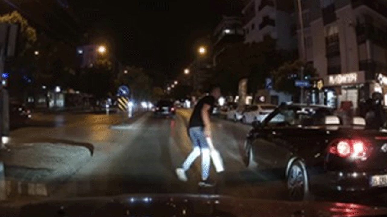 İzmir'de 'döner bıçaklı' trafik kavgası!