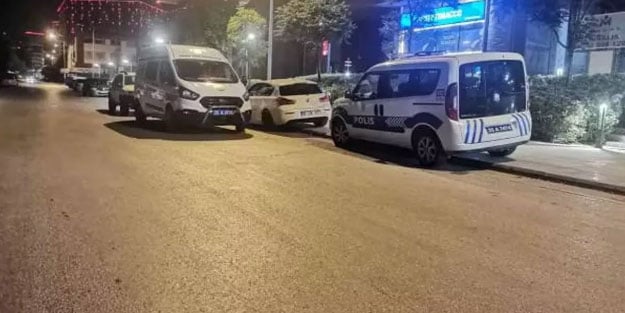 İzmir'de eşi tarafından silahla vurulan kadın yaşamını yitirdi