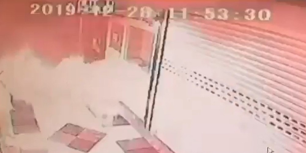 İzmir’de facianın eşiğinden dönülen patlama kamerada 
