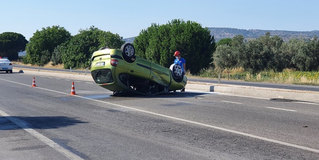 İzmir'de feci kaza: 1'i bebek 6 yaralı