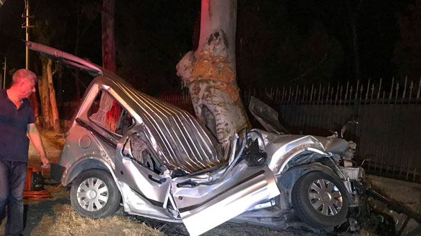 İzmir'de feci kaza! 2 kişi öldü