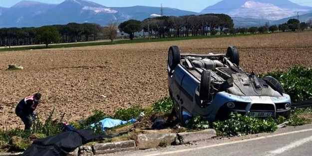 İzmir'de feci kaza: 3 ölü 4 yaralı