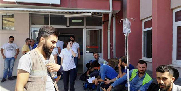 İzmir'de neler oluyor? Birer birer hastaneye koştular