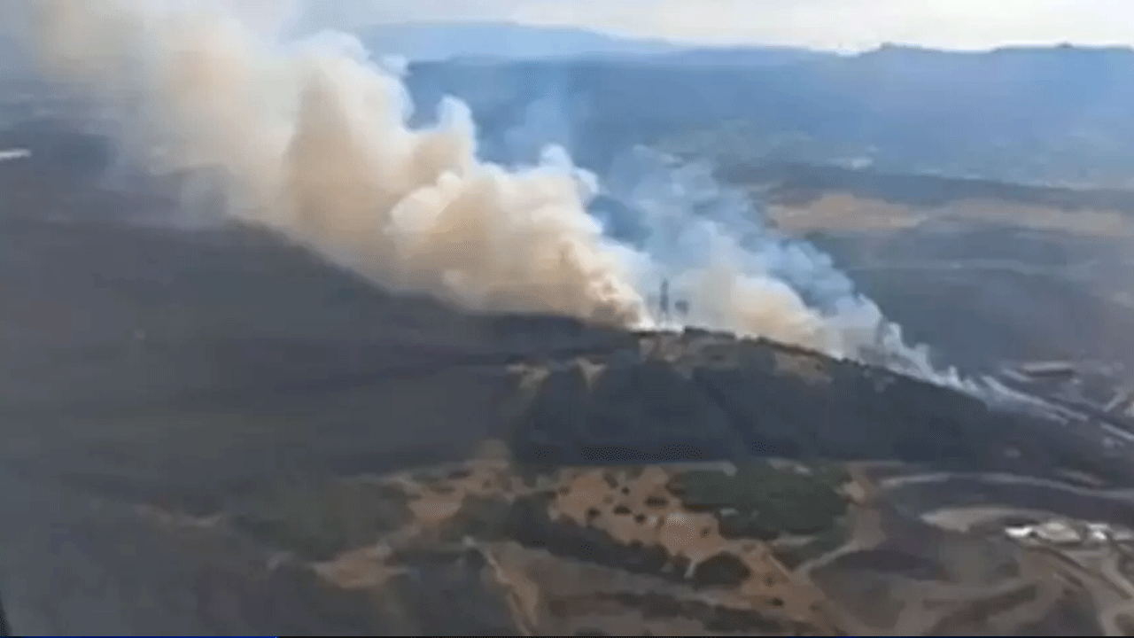 İzmir'de hareketli anlar! 1 uçak, 7 helikopter havalandı