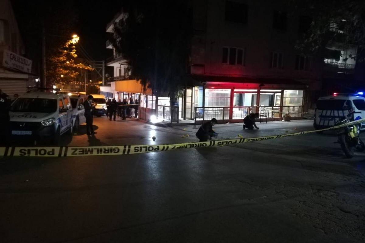 İzmir'de iki grup arasında silahlı çatışma: 1 ölü, 4 yaralı