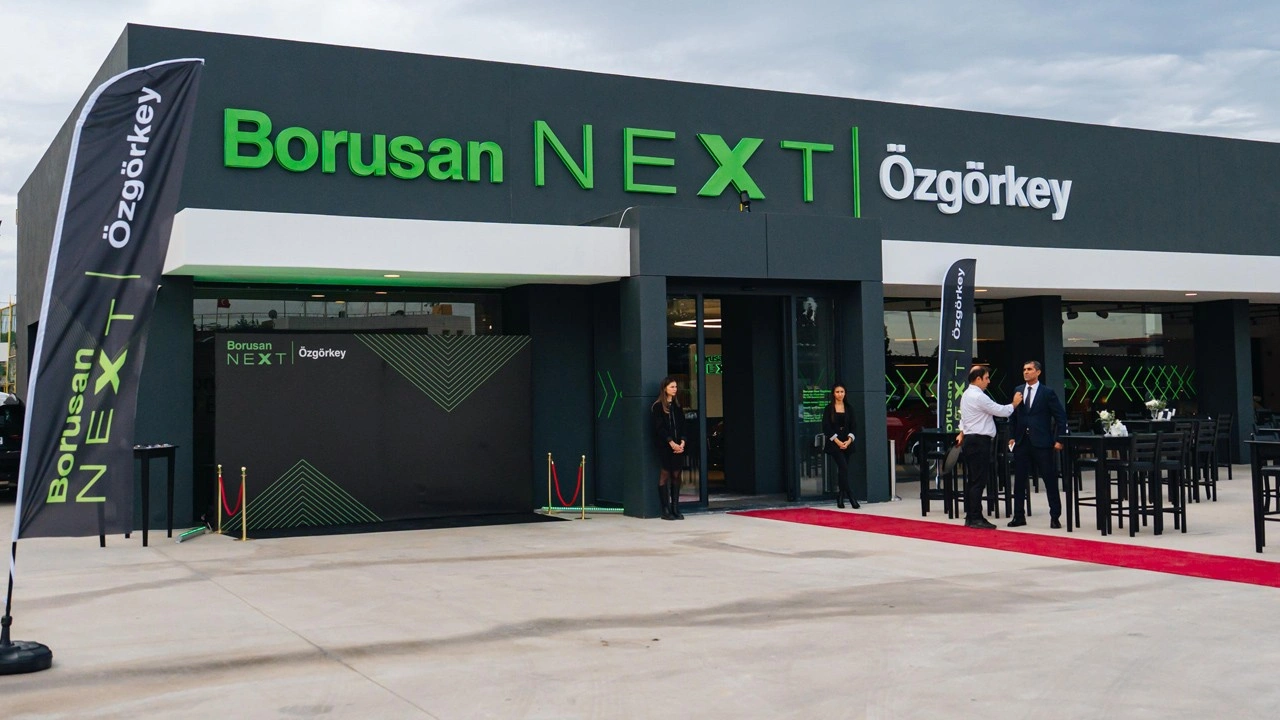 İzmir’de ikinci el otomotivde yeni dönem! Borusan Next | Özgörkey açıldı