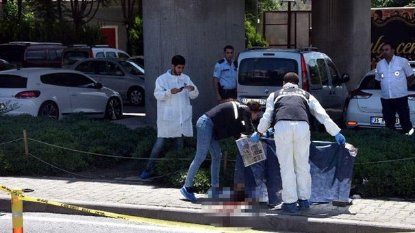 İzmir'de katil dolaptan çıktı!