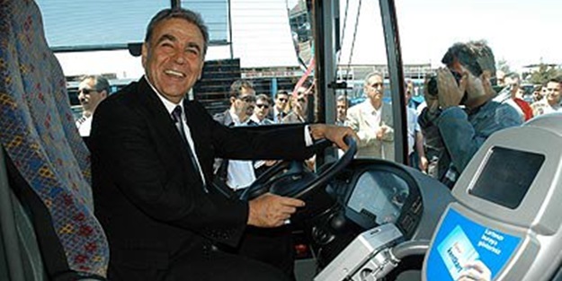 İzmir'de KentKart krizi