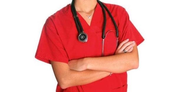 İzmir'de 'kırmızı hemşire' tartışması!
