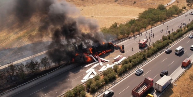 İzmir'de korku dolu anlar! Alev alev yandı