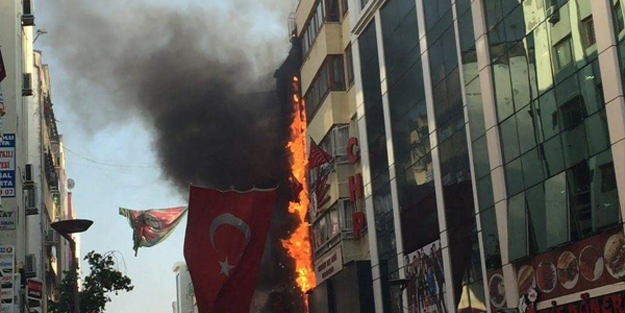 İzmir'de korkutan yangın